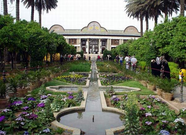 دانلود پاورپوینت باغ‌های ایرانی