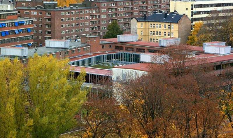 دانلود پاورپوینت بررسی و تحلیل مدرسه معماری اسلو(Oslo architecture  school)