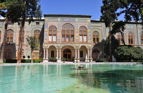 پاورپوینت بررسی کاخ گلستان نگین کاخ های تهران