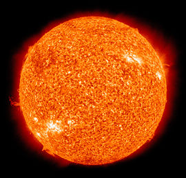 پاورپوینت کامل و جامع با عنوان بررسی کامل خورشید در 125اسلاید