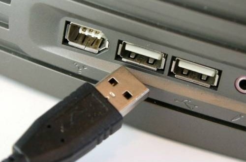 پاورپوینت کامل و جامع با عنوان بررسی پورت USB (یو اس بی) و انواع آن در 44 اسلاید
