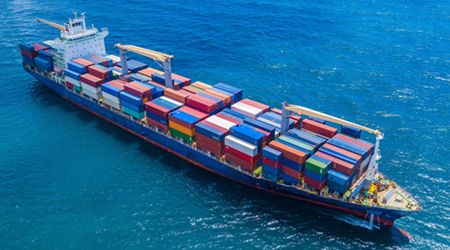 پاورپوینت کامل و جامع با عنوان گروپاژ یا حمل مشترک و فورواردر و کریر، کارگزاران حمل و نقل کالا و تفاوت آن ها در 33 اسلاید