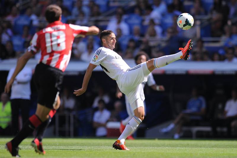 پاورپوینت کامل و جامع با عنوان انواع کنترل در فوتبال در 52 اسلاید