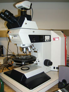 پاورپوینت کامل و جامع با عنوان میکروسکوپ کانه شناسی در 22 اسلاید