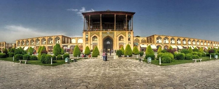 پاورپوینت کامل و جامع با عنوان بررسی عمارت عالی قاپوی اصفهان در 20 اسلاید