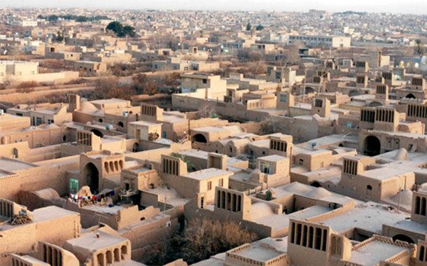 پاورپوینت کامل و جامع با عنوان بررسی شهر اردکان در 19 اسلاید