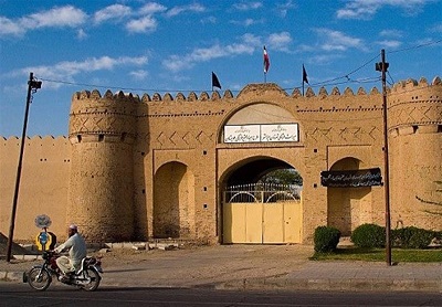 پاورپوینت کامل و جامع با عنوان بررسی شهر ایرانشهر در 36 اسلاید