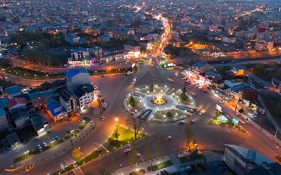 پاورپوینت کامل و جامع با عنوان بررسی شهر صومعه سرا در 34 اسلاید
