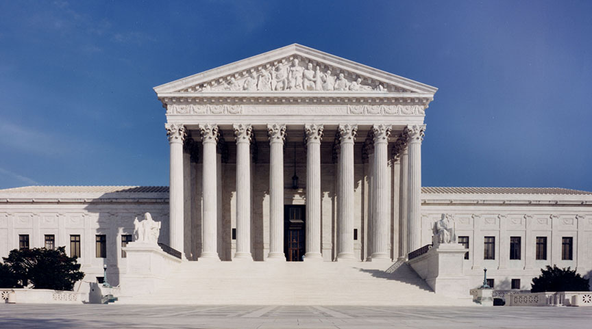 پاورپوینت کامل و جامع با عنوان بررسی دیوان عالی ایالات متحده آمریکا در 15 اسلاید