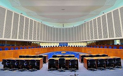 پاورپوینت کامل و جامع با عنوان بررسی دادگاه حقوق بشر اروپا در 16 اسلاید