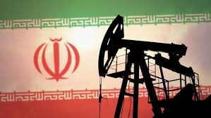 پاورپوینت کامل و جامع با عنوان اقتصاد نفت در ایران در 18 اسلاید