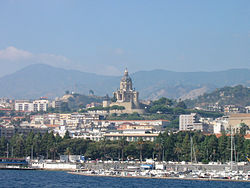 پاورپوینت کامل و جامع با عنوان بررسی شهر مسینا (Messina) در 19 اسلاید