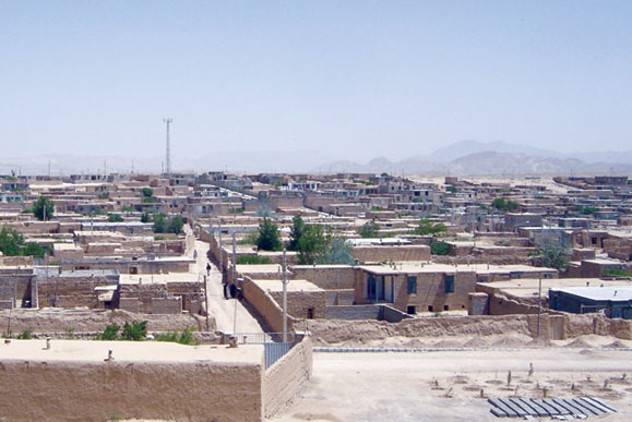 پاورپوینت کامل و جامع با عنوان بررسی شهر درق در استان خراسان شمالی در 21 اسلاید