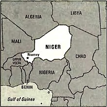 پاورپوینت کامل و جامع با عنوان بررسی جغرافیای کشور نیجر در 18 اسلاید