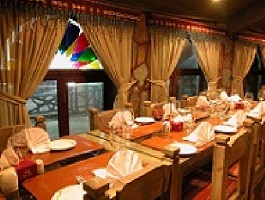 پروژه تجزیه و تحلیل تالار و رستوران با رشنال رز
