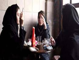 گسترش اعتیاد میان دختران نوجوان در ایران