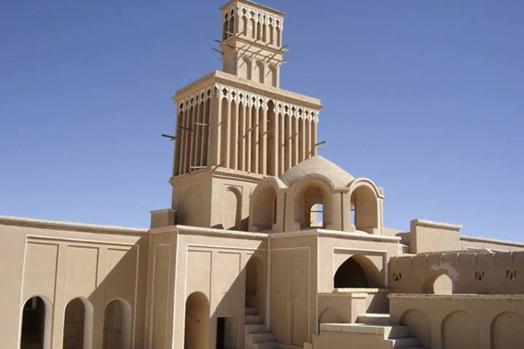 تأثیر اقلیم در معماری (word)