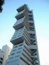 36- كنترل ساختمان های بلند متكی بر جداسازهای لرزه ای در مقابل زلزله با استفاده از الگوریتم ژنتیك و طبقه مستقل