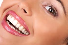 بهداشت و زیبایی دهان و دندان
