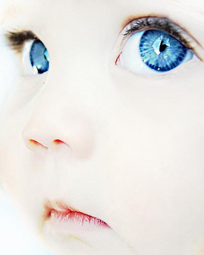 داشتن چشم های آبی