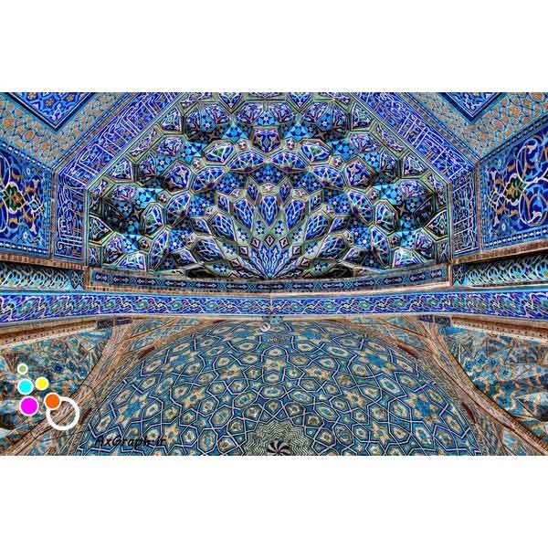 دانلود تصویر با کیفیت نمایی از کاشیکاری داخل سقف مسجد-کد 6028
