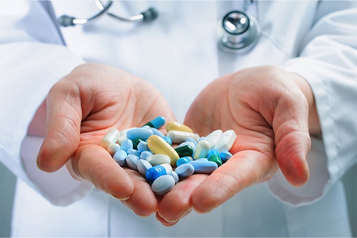 راهنمای جامع داروسازی: گامی بلند در مسیر شناخت داروها و حفظ سلامتی!