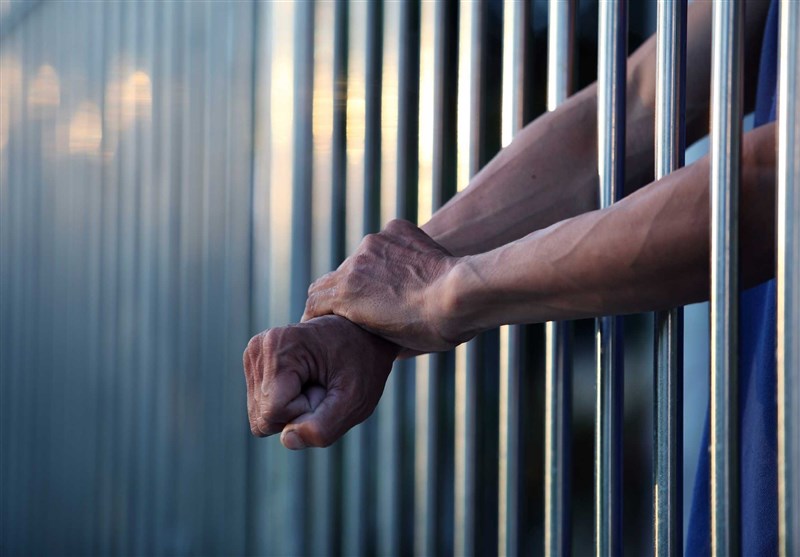 پاورپوینت "بيماريهاي پرخطر در زندانها" در 18 اسلاید